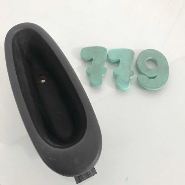 Puxador Porta L. Direito Clio 2000/12 Original Cx 779