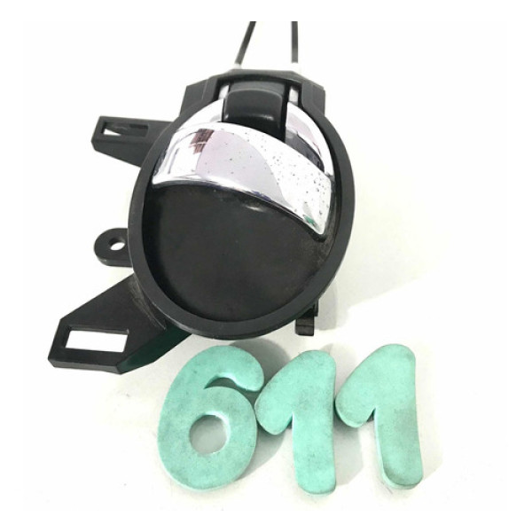 Maçaneta Interna Traseira Esquerda Nissan March/ Versa 