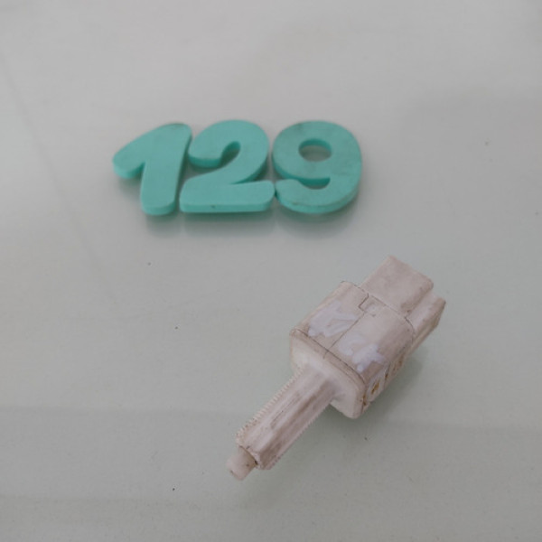 Interruptor Pedal Freio Nissan Kicks 