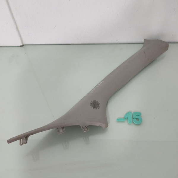 Acabamento Coluna Parabrisa Lado Direito Nissan Sentra 2015 