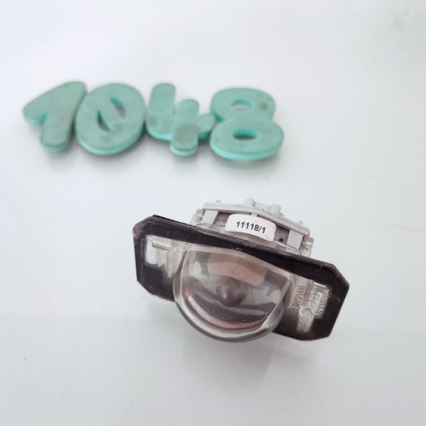 Luz De Placa Traseira Honda New Civic Cx 1048