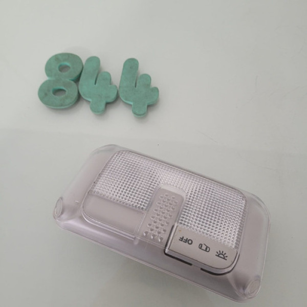 Luz De Cortesia Teto Fiat Argo Cx 844