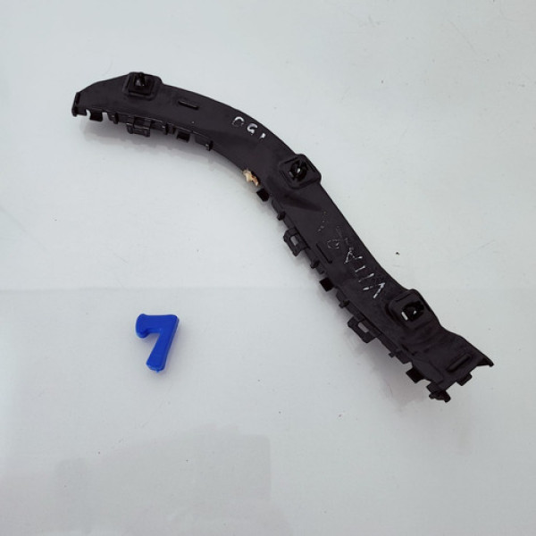 Guia Parachoque Traseiro Esquerdo Suzuki Vitara 2017 Cx 7