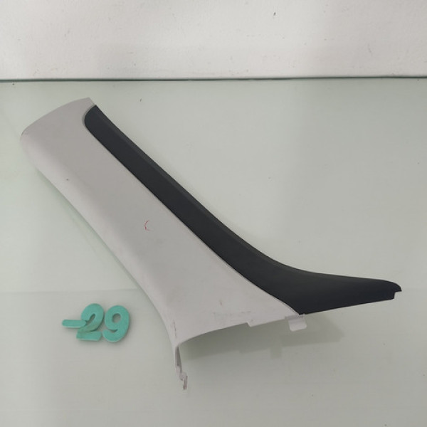 Acabamento Coluna Parabrisa Lado Esquerdo Jeep Renegade 