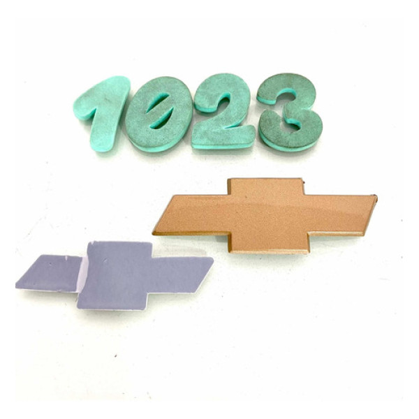 Emblema Dianteiro Gm Celta/ Prisma/ Astra/ Traseiro Meriva .