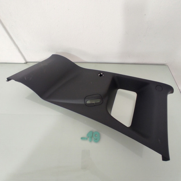 Acabamento Coluna Traseira Esquerda Jeep Renegade 