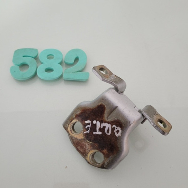 Dobradiça Superior Porta Traseira Esquerda Chery Qq