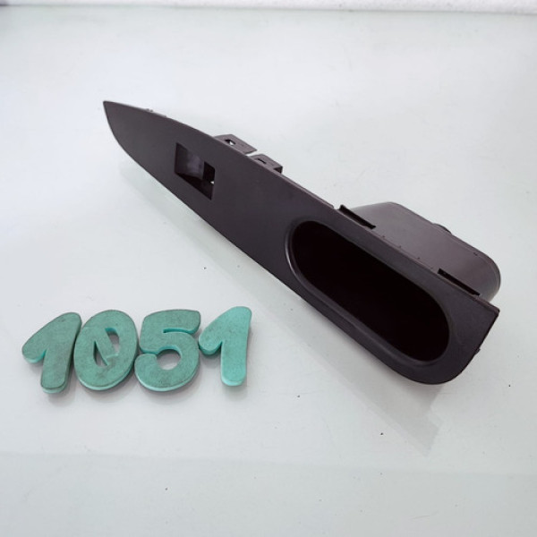 Acabamento Porta Dianteira Direita Ford Fusion 2006 Cx 1051