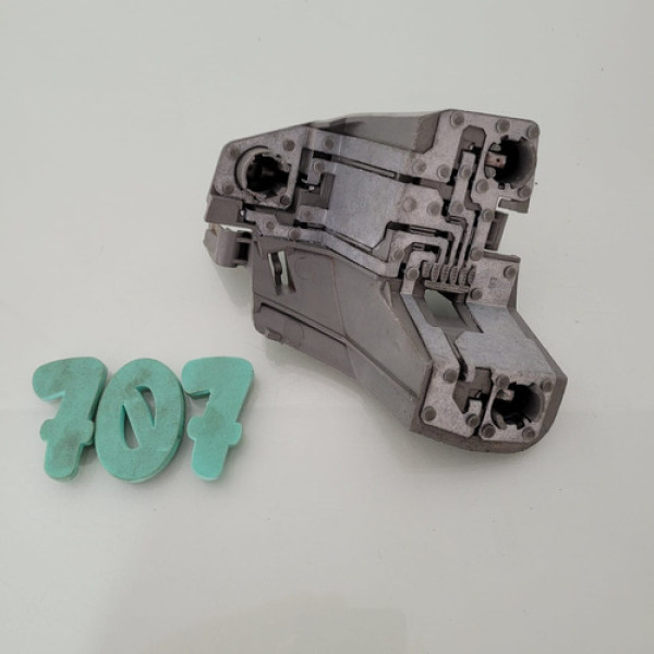 Circuito Lanterna Traseira Direita Ford Ka 2009 Cod 44900751