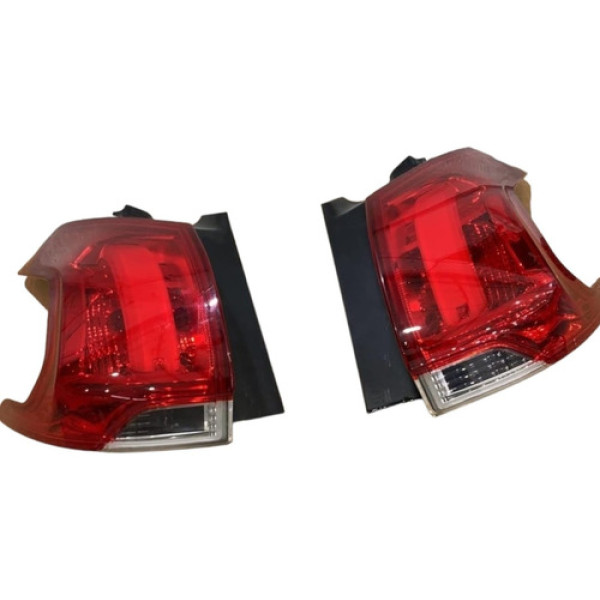 Par De Lanternas Peugeot 2008 2019