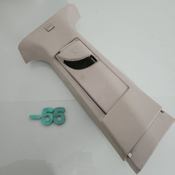 Acabamento Coluna Central Lado Direito Fiat Freemont