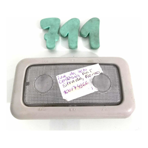 Luz De Teto Cortesia Fiat Strada Fiorino