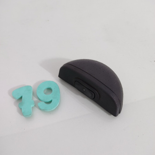 Comando Vidro Elétrico Dianteiro Direito Renault Sandero 09