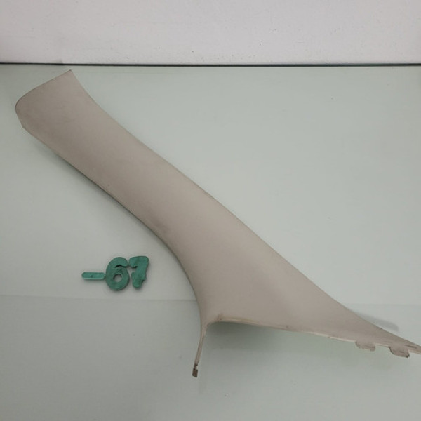 Acabamento Coluna Parabrisa Lado Esquerdo Fiat Freemont