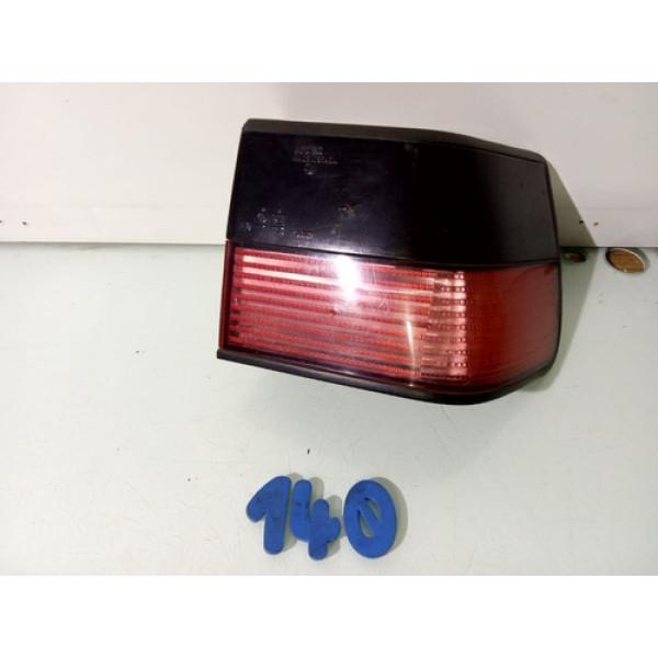 Lanterna Traseira Direita Vw Santana 