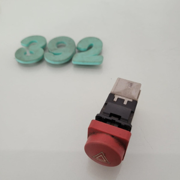 Botão Pisca Alerta Citroen Xsara Picasso