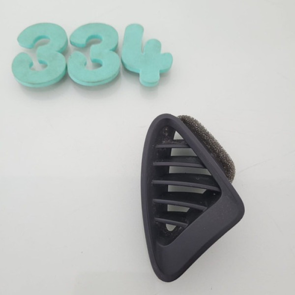 Grade Saida Ar Do Painel Gm Sonic