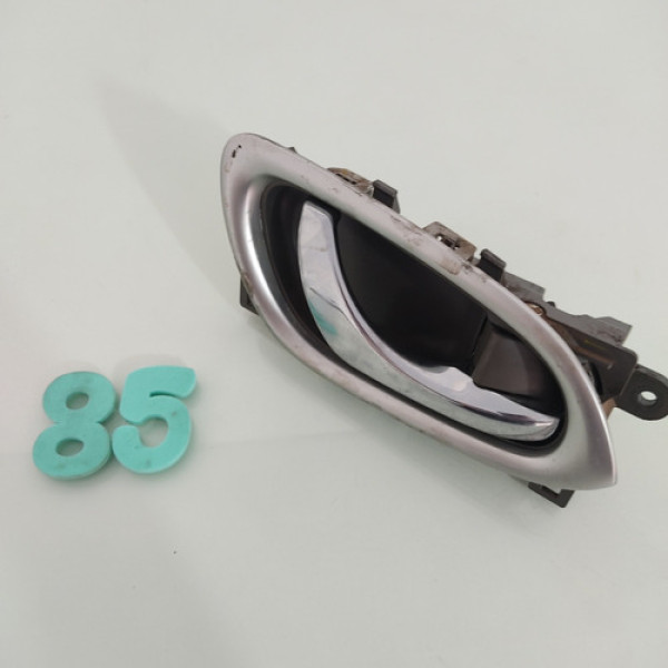 Maçaneta Interna Dianteira Direita Nissan Sentra 2015 