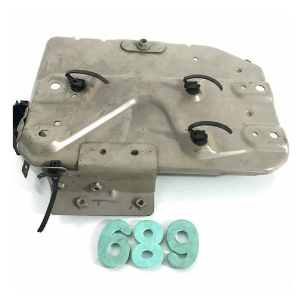 Suporte Bateria Nissan Versa 2016 Original