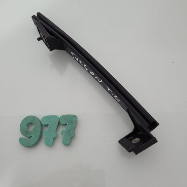 Guia Vidro Porta Traseira Esquerda Hyundai Tucson Cx 977