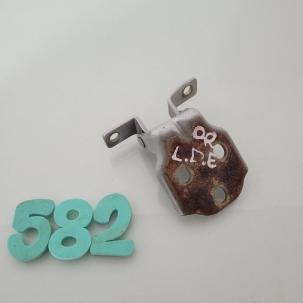 Dobradiça Superior Porta Dianteira Esquerda Chery Qq