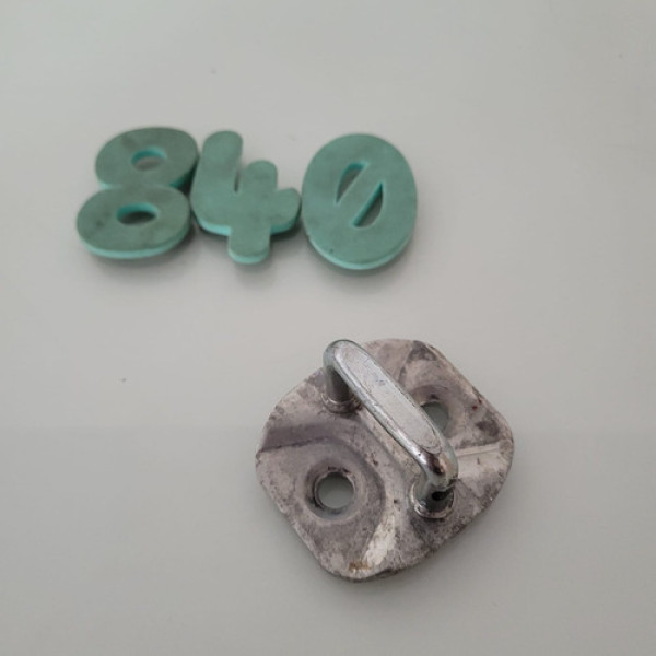 Batente Da Porta Traseira Fiat Argo Cx 840