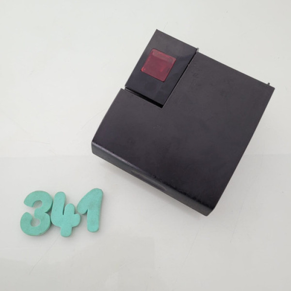 Cinzeiro Com Acendedor Do Painel Audi A3 Cod 8l0857951 