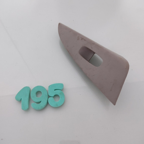 Moldura Puxador Porta Traseira Esquerda Nissan Sentra 2015