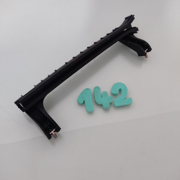 Guia Vidro Traseiro Esquerdo Jeep Renegade 