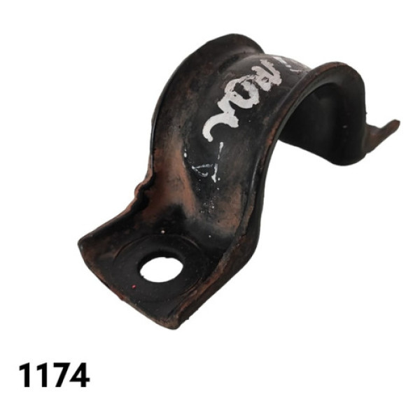 Abraçadeira Da Barra Estabilizadora Fiat Freemont