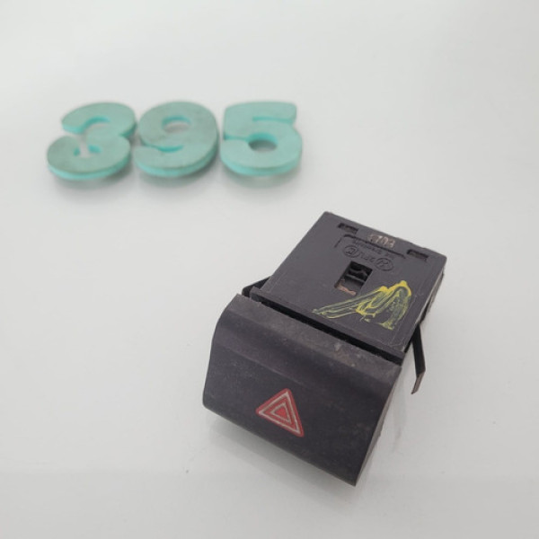 Botão Pisca Alerta Vw Fox Cod 5z0953235