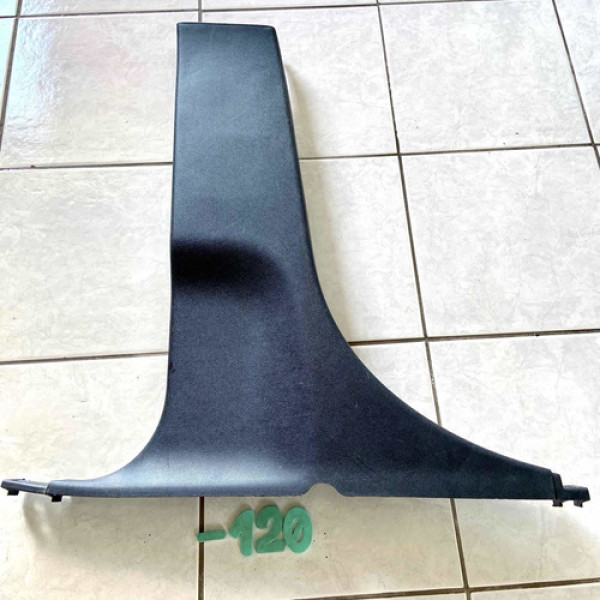 Acabamento Coluna Traseira L. Esquerdo Fiat Freemont - S-120