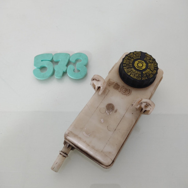 Reservatório Fluido De Freio Citroen C4 2.0 Cod 9680931580