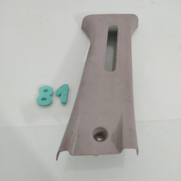 Acabamento Coluna Direita Renault Sandero 2015 