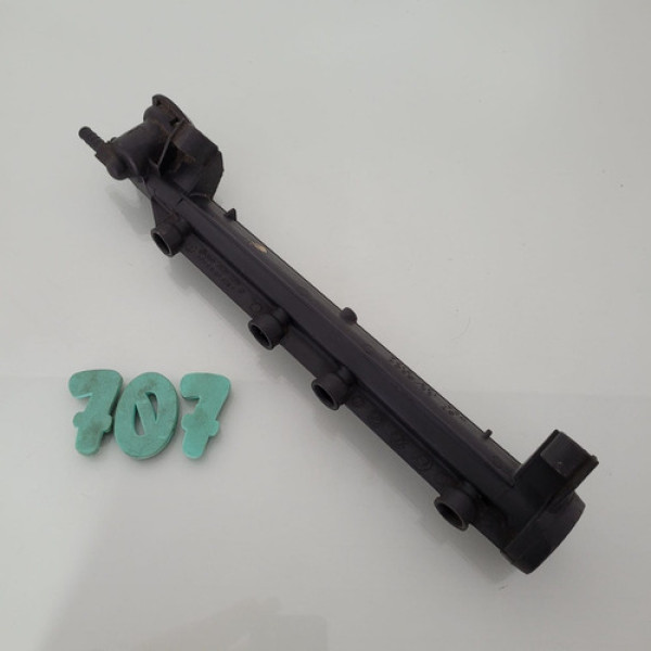 Flauta De Injeção Audi A3 1.6 Cod 06a133317a