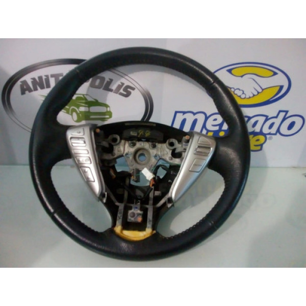 Volante Do Nissan Versa Com Comandos 2015 A 2017