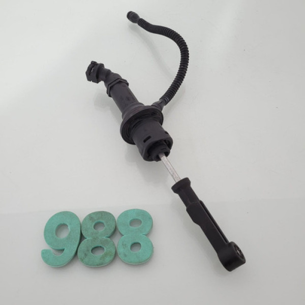 Atuador Da Embreagem Renault Sandero Cod 306104118r Cx 988