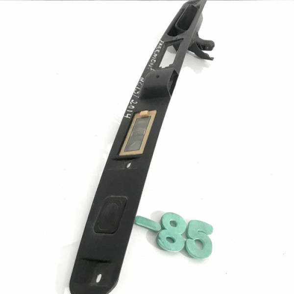 Moldura  Maçaneta Tampa Tras. Fiat Freemont S/camera - S -85