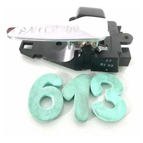 Maçaneta Interna Dianteira Direita Mitsubishi Lancer