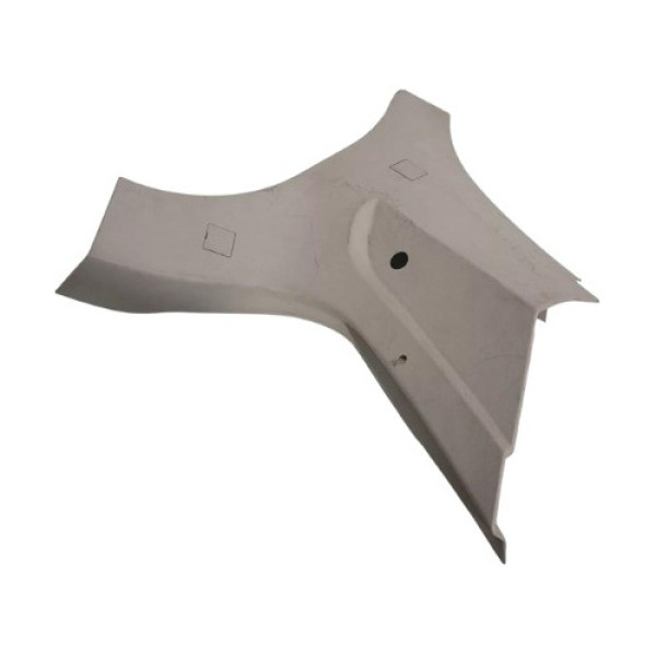 Acabamento Coluna Traseira Esquerda Dodge Journey Sc -80 .