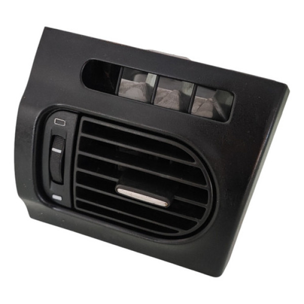 Difusor Ar Lado Direito Fiat Strada 2012 A 2015 