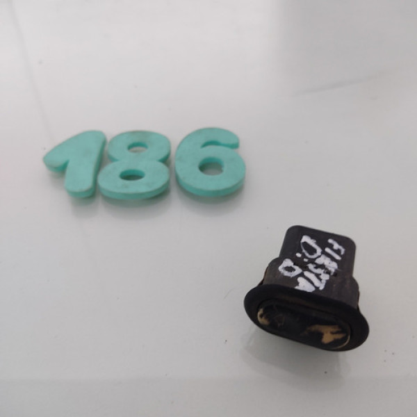 Botão Vidro Elétrico Dianteiro Direito Ford Fiesta 