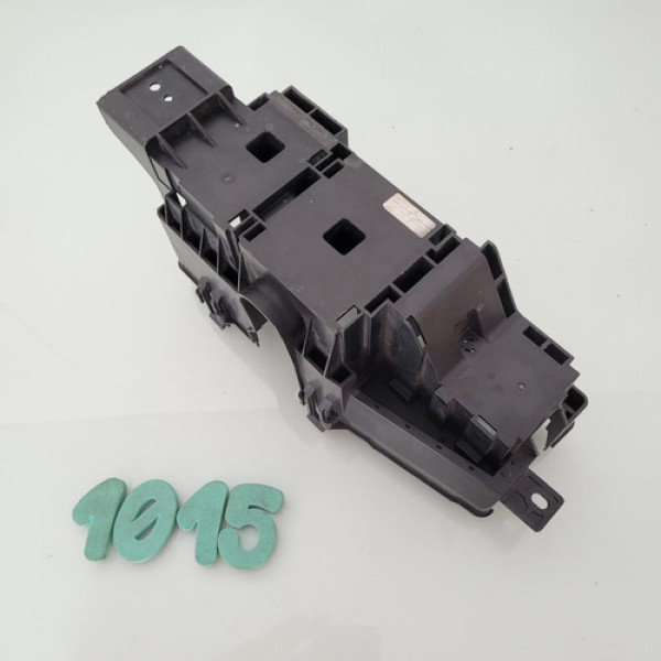 Suporte Da Caixa De Fusíveis Gm Captiva Cx 1015