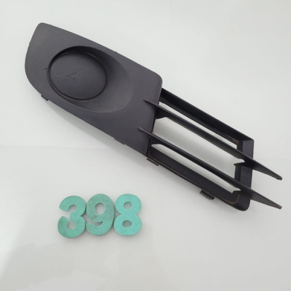 Moldura Farol Milha Lado Direito Gm Vectra Cod 93374988