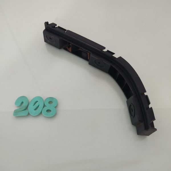 Guia Parachoque Traseiro Lado Direito Vw Saveiro 2020