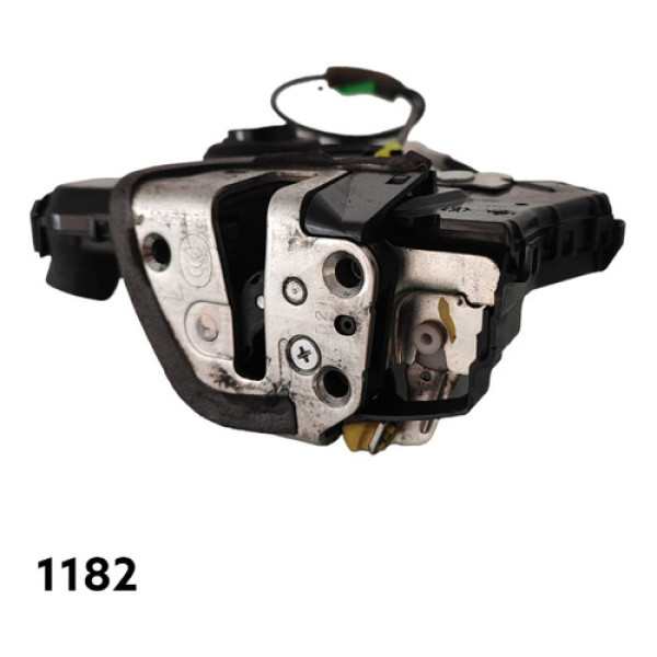 Fechadura Porta Dianteira Esquerda Toyota Corolla 2010