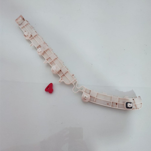 Guia Parachoque Traseiro Direito Mitsubishi Outlander Cx4