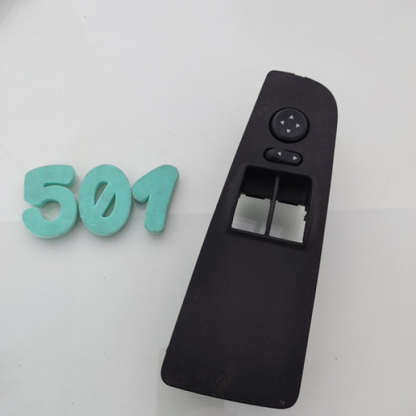 Moldura Botão Vidro Eletrico Dianteiro Esquerdo Fiat Punto