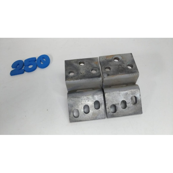 Par De Dobradiça Tampa Traseira Saveiro 