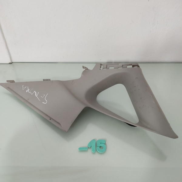 Acabamento Coluna Traseira Direita Nissan Sentra 2015 